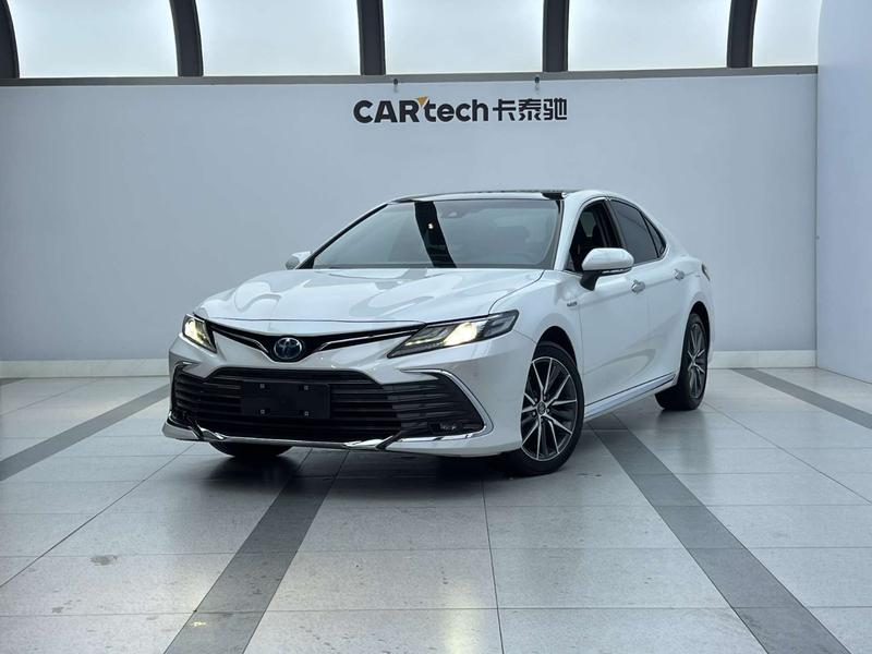 Toyota Camry, 2023 — купить в Саратове под ключ