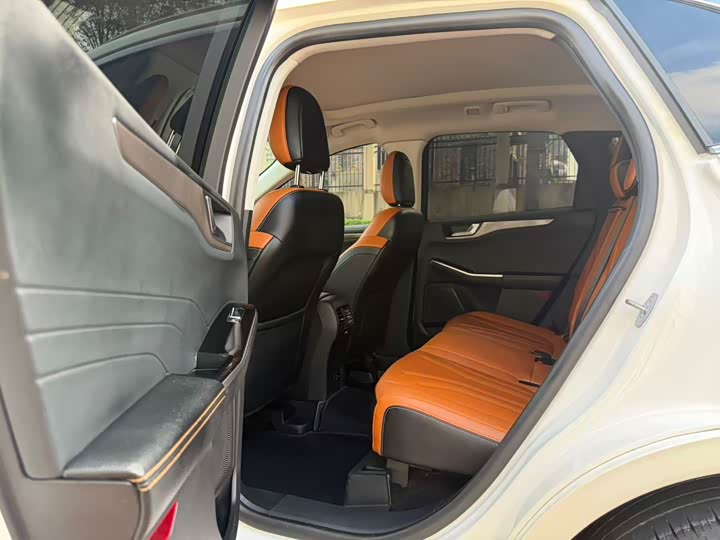 Ford Escape, 2021 — фото 9 из 9