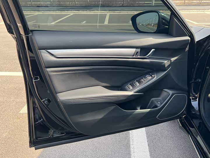 Honda Accord, 2022 — фото 5 из 9