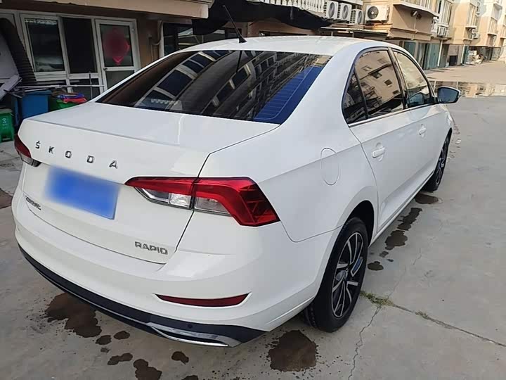 Skoda Rapid, 2022 — фото 7 из 9