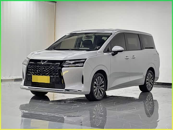 Wuling Starlight 730 Hybrid/EV, 2025 — купить в Ульяновске под ключ
