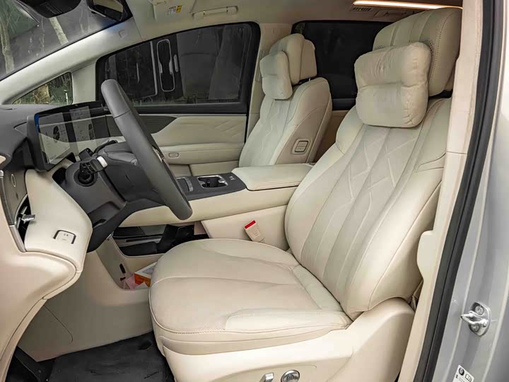 Buick OMPV, 2025 — фото 4 из 9