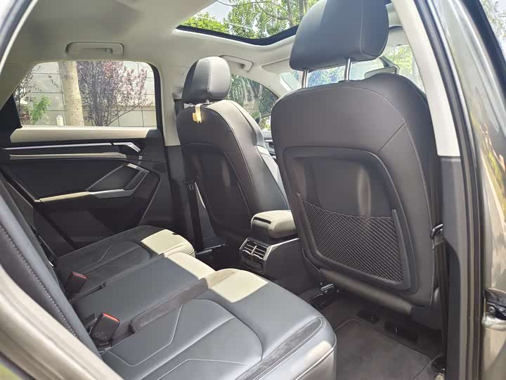 Audi Q3 Sportback, 2022 — фото 6 из 9