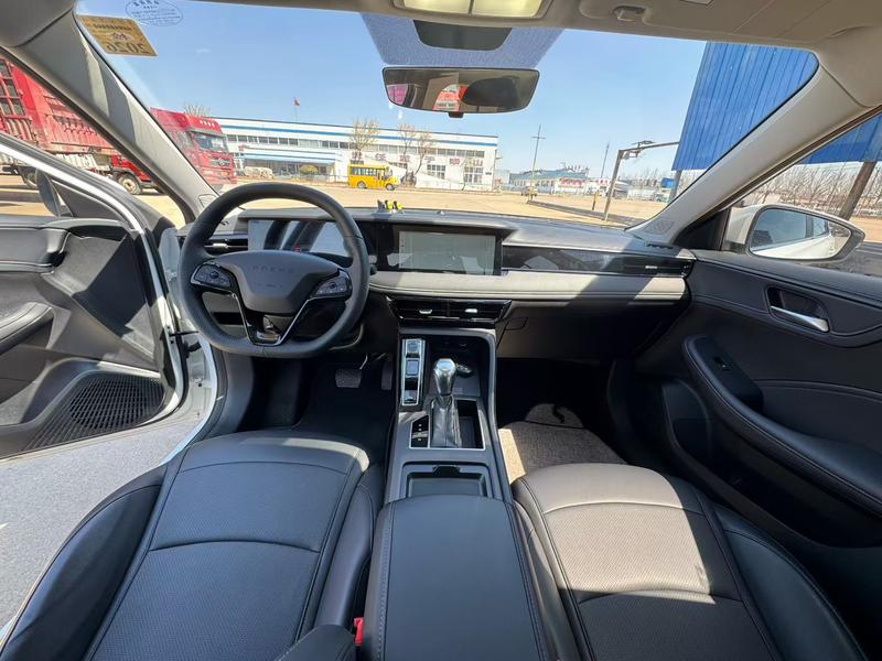 Roewe i5, 2024 — фото 7 из 10