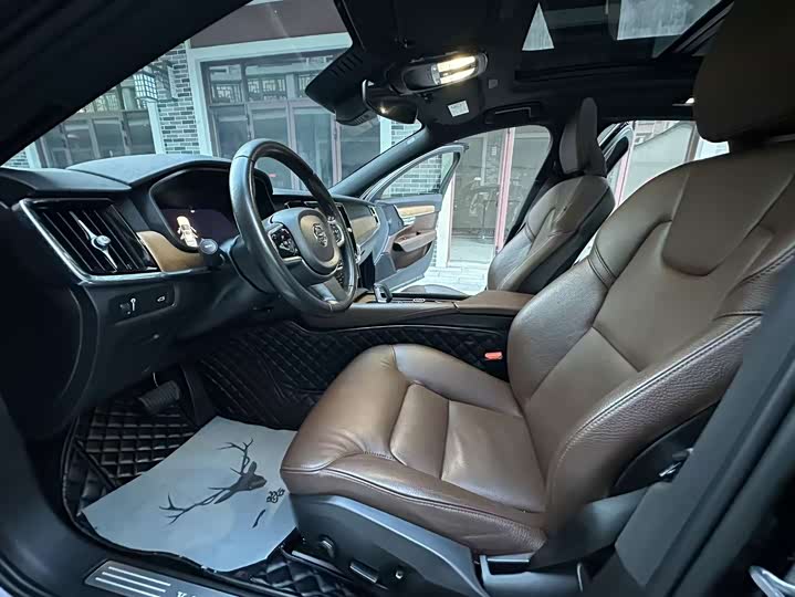 Volvo S90, 2021 — фото 7 из 9