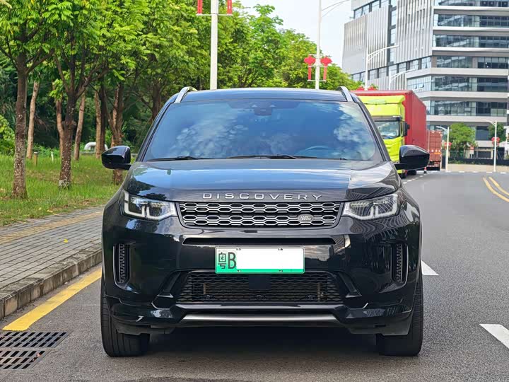 Land Rover Discovery Sport Hybrid, 2021 — фото 2 из 9