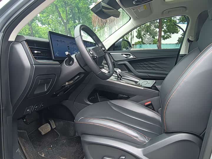 Roewe RX5 Hybrid, 2022 — фото 6 из 9