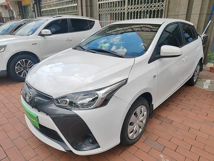 Toyota Yaris L Hatchback, 2023 — купить в Самаре под ключ