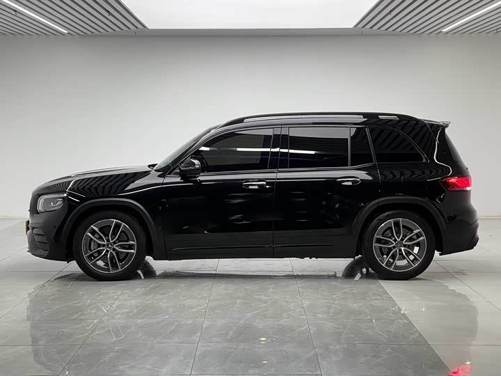 Mercedes-Benz GLB-Class AMG, 2021 — фото 7 из 9