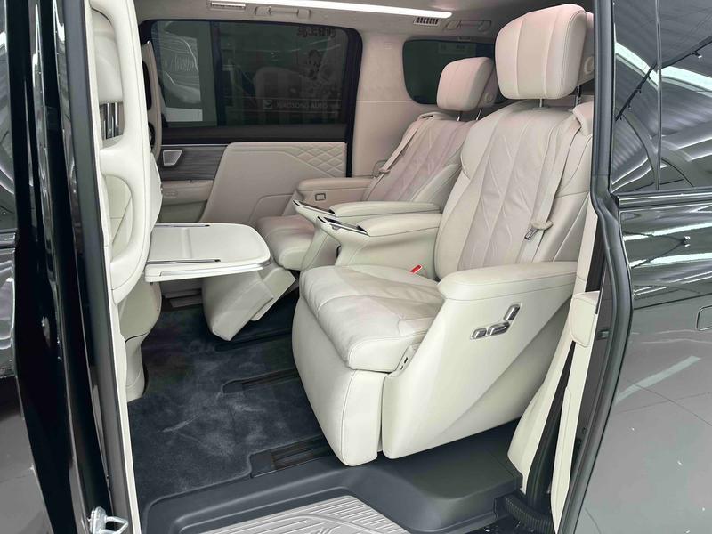 Buick OMPV, 2025 — фото 10 из 12
