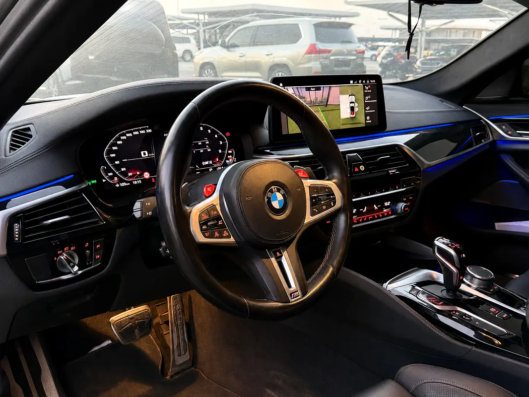 BMW M5, 2023 — фото 8 из 10