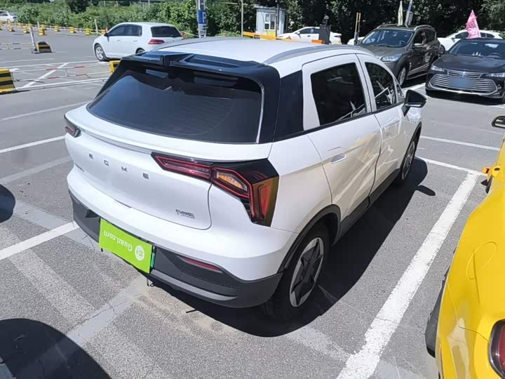 Geely Geometry E Firefly, 2024 — фото 7 из 9