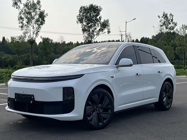 LiXiang L6, 2024 — купить в Орле под ключ