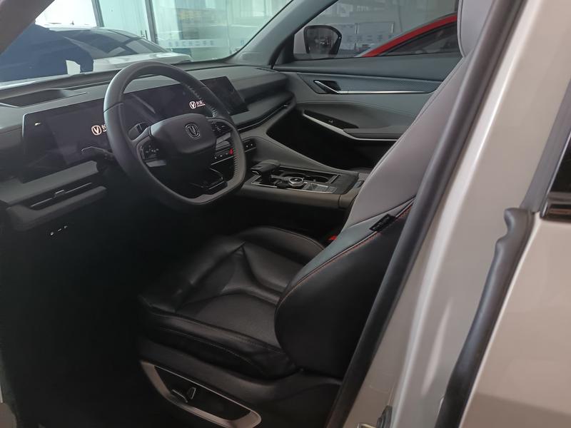 Changan CS75 Plus, 2022 — фото 7 из 9