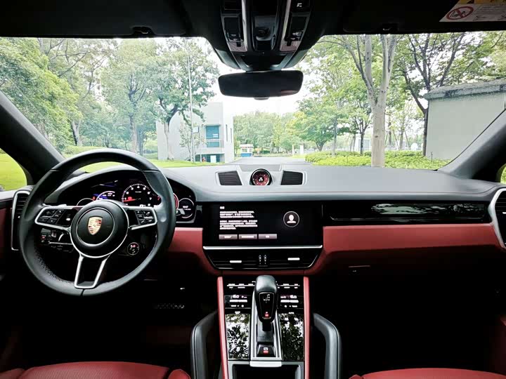 Porsche Cayenne, 2023 — фото 8 из 9