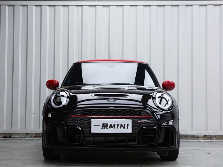 Mini Mini JCW, 2022 — фото 5 из 9