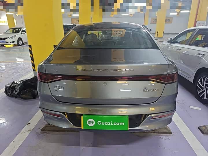 BYD Qin Plus, 2023 — фото 4 из 9