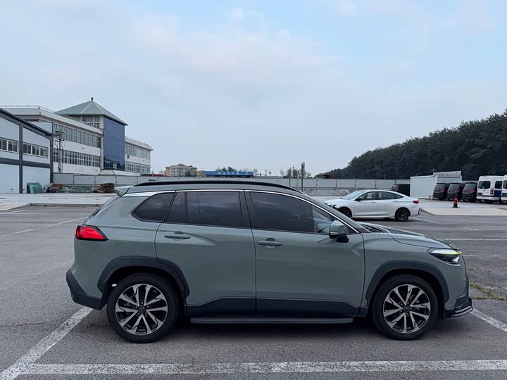 Toyota Corolla Cross, 2021 — фото 7 из 9