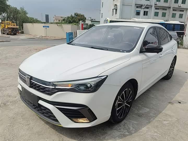 Roewe i5, 2022 — купить в Брянске под ключ