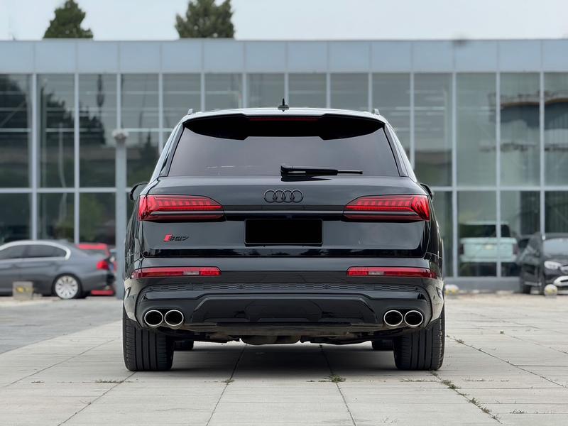 Audi SQ7, 2024 — фото 5 из 12