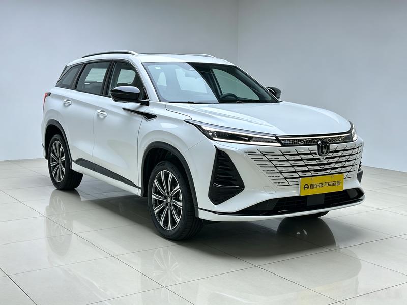 Changan CS75 Plus, 2025 — фото 3 из 12