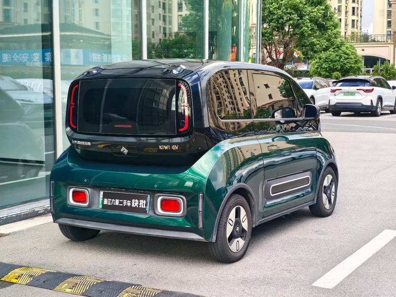 Baojun KiWi EV, 2022 — фото 6 из 12