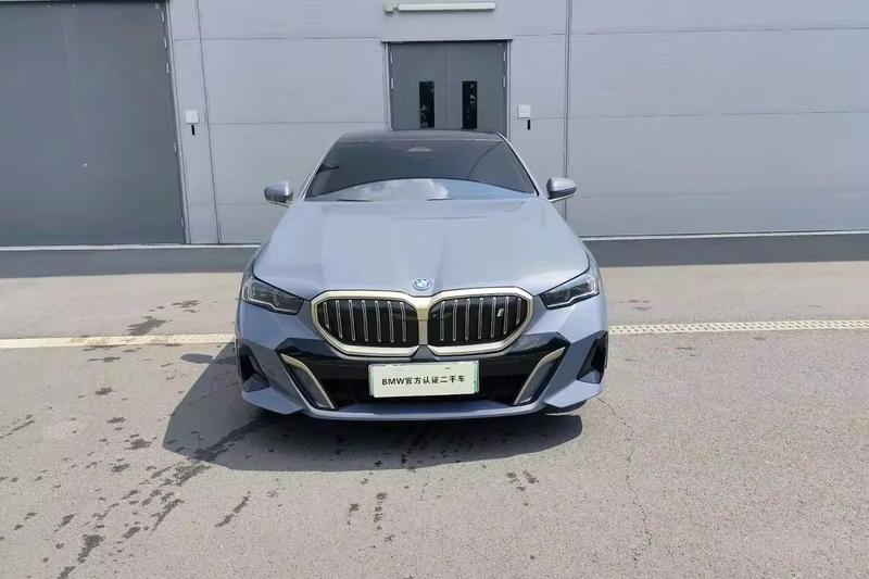 BMW i5, 2025 — фото 2 из 12