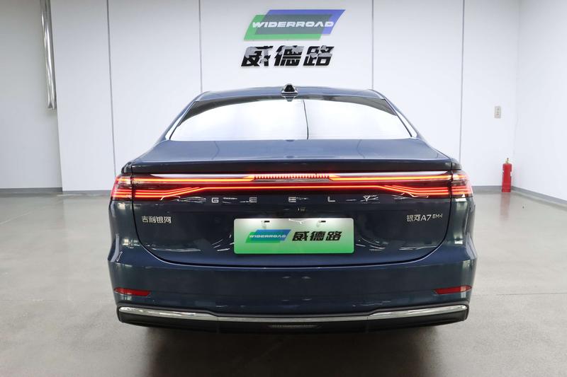 Geely Galaxy A7, 2025 — фото 5 из 12