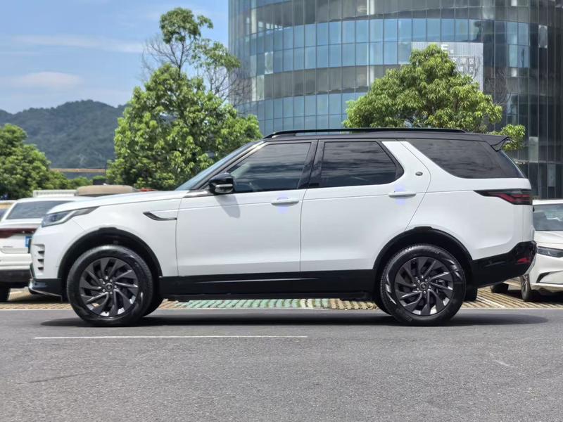Land Rover Discovery, 2022 — фото 4 из 12