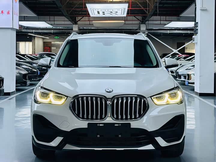 BMW X1, 2021 — фото 2 из 9