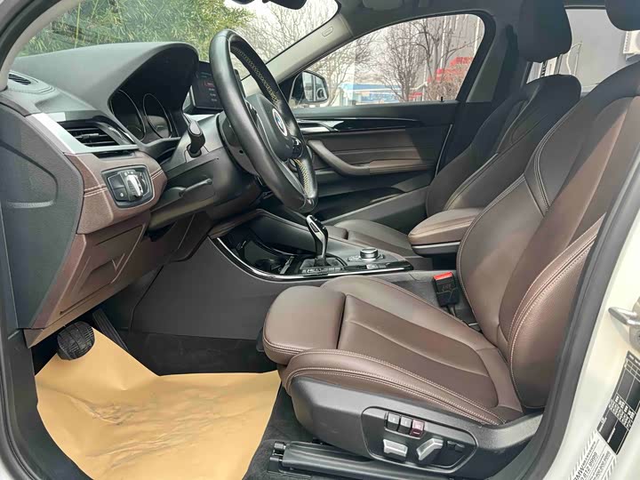 BMW X2, 2022 — фото 9 из 9