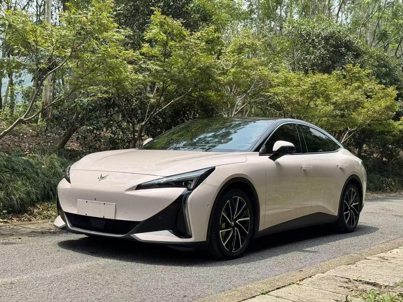 BAIC Arcfox Alpha S5, 2024 — купить в Кирове под ключ