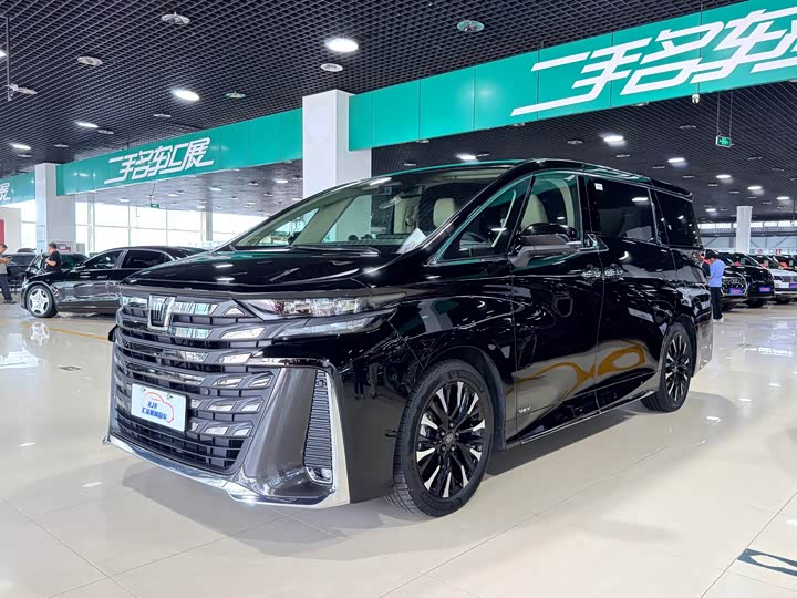 Toyota Vellfire, 2023 — купить в Санкт-Петербурге под ключ