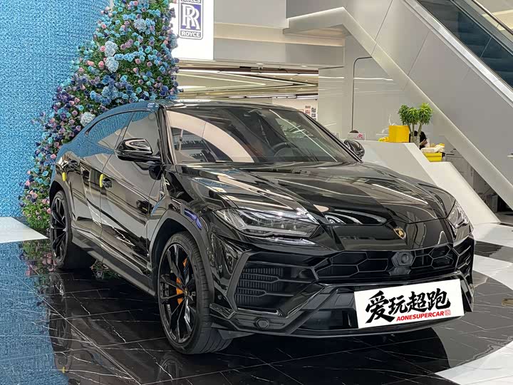 Lamborghini Urus, 2022 — фото 3 из 9