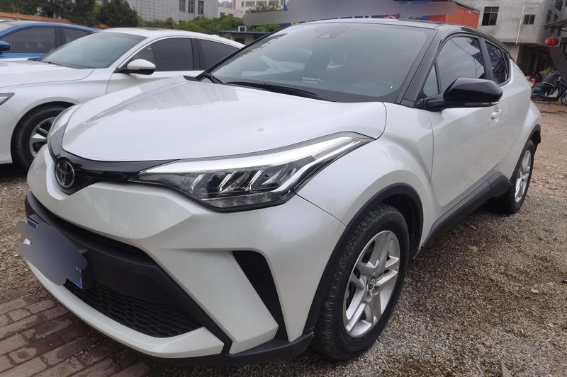 Toyota C-HR, 2022 — купить в Санкт-Петербурге под ключ
