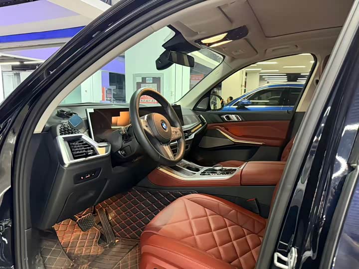 BMW X5, 2025 — фото 3 из 5