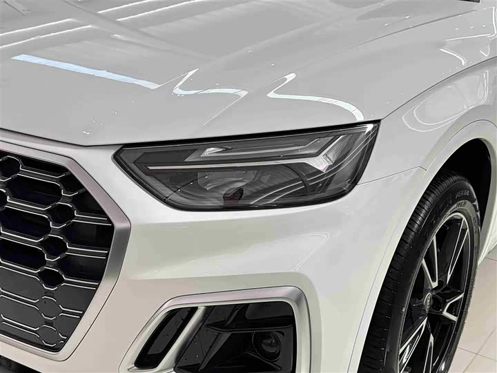 Audi Q5L, 2022 — фото 4 из 9
