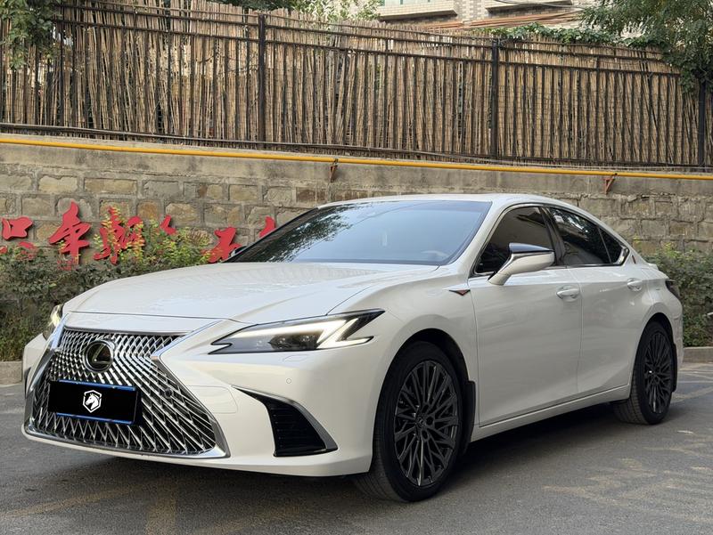 Lexus ES, 2025 — купить в Пензе под ключ