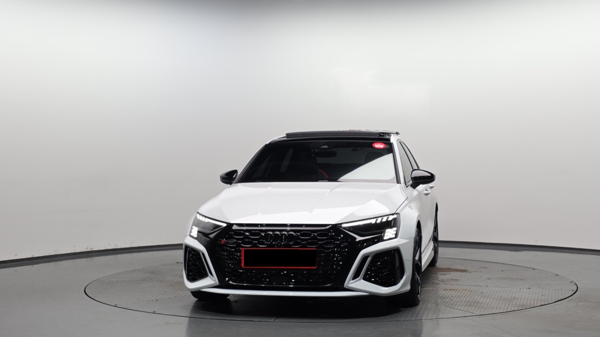 Audi RS 3, 2023 — фото 3 из 12