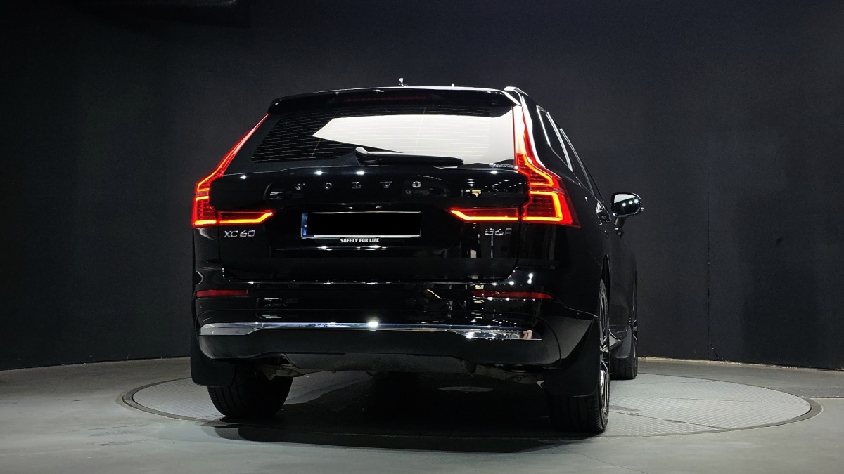 Volvo XC60, 2024 — фото 4 из 12