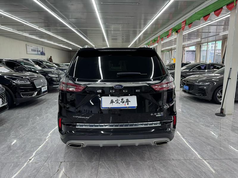 Ford Edge, 2022 — фото 5 из 10