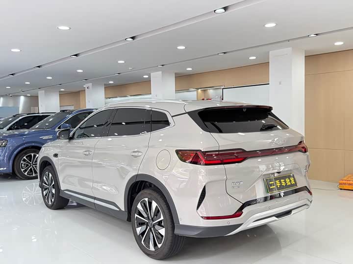 BYD Song Plus Hybrid/EV, 2025 — фото 9 из 9