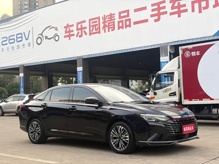 Dongfeng Aeolus Yixuan Max, 2022 — фото 3 из 9