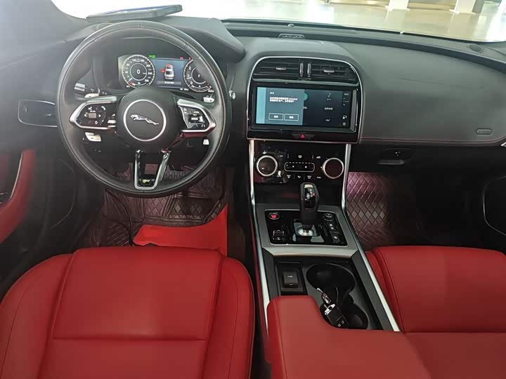 Jaguar XE L, 2022 — фото 6 из 9