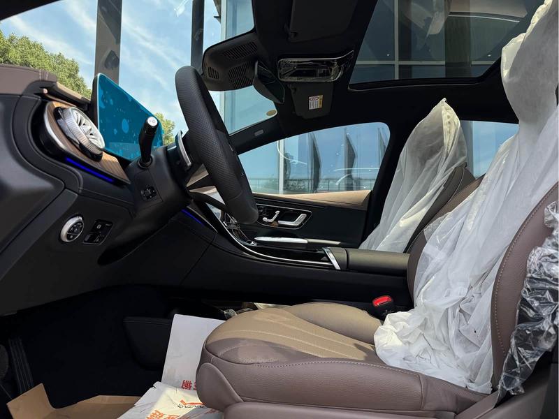 Mercedes-Benz EQE, 2025 — фото 8 из 12