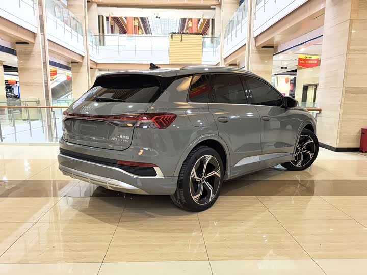 Audi Q4 e-tron, 2023 — фото 2 из 9