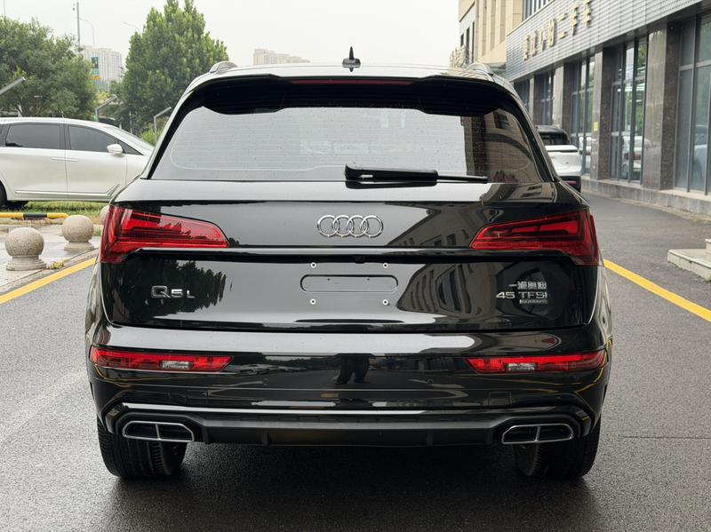Audi Q5L, 2024 — фото 5 из 9