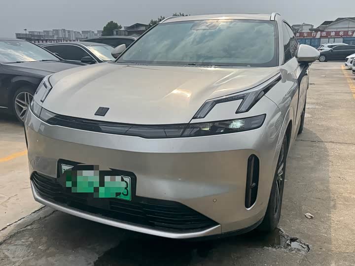 Lynk & Co 08 EM-P Hybrid, 2025 — фото 3 из 9