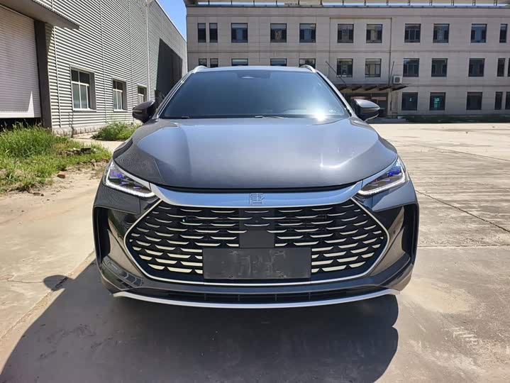 BYD Tang Hybrid/EV, 2024 — фото 2 из 9