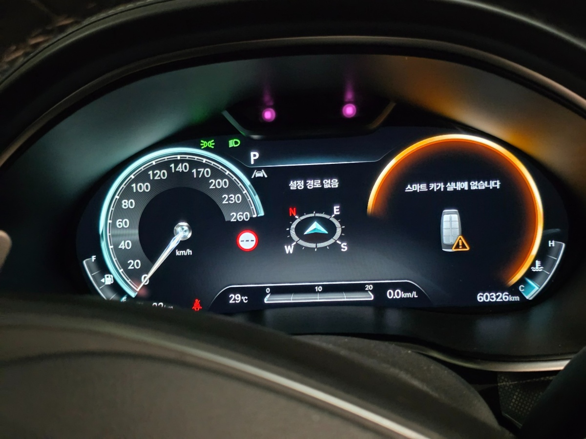 Genesis G80, 2023 — фото 8 из 10
